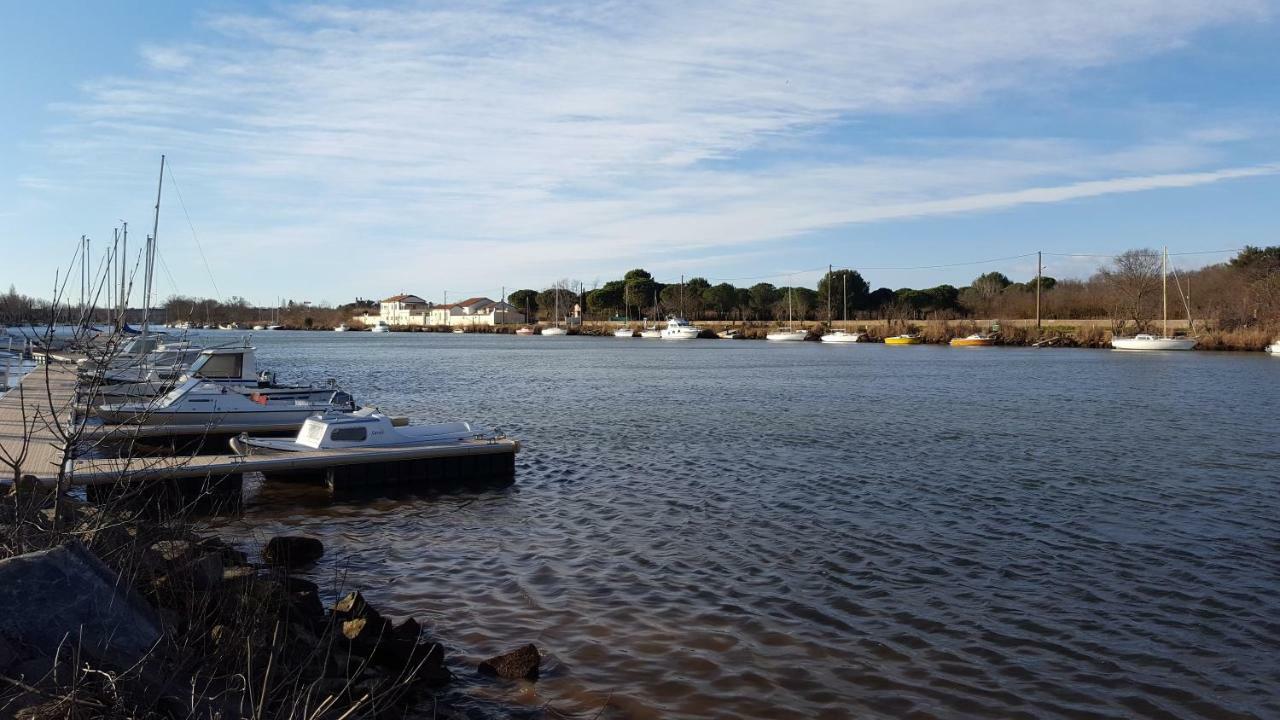 Les Lauriers Agde Exterior foto